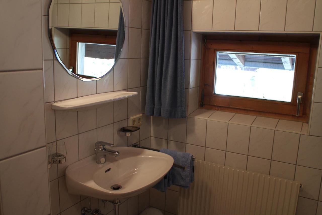 Haus Thaler Apartment Obsteig Ruang foto
