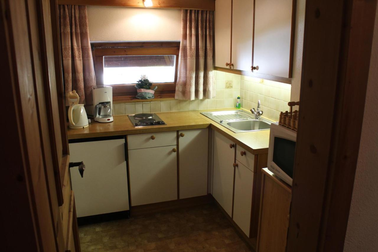 Haus Thaler Apartment Obsteig Ruang foto